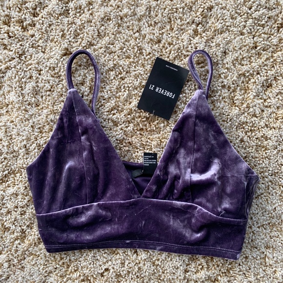 Forever 21 Tops - Lavender velvet crop top